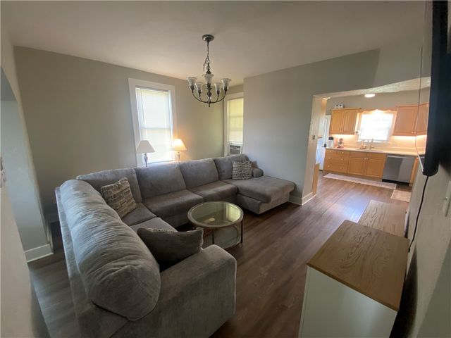 1114 Glass St, White Oak, PA 15131