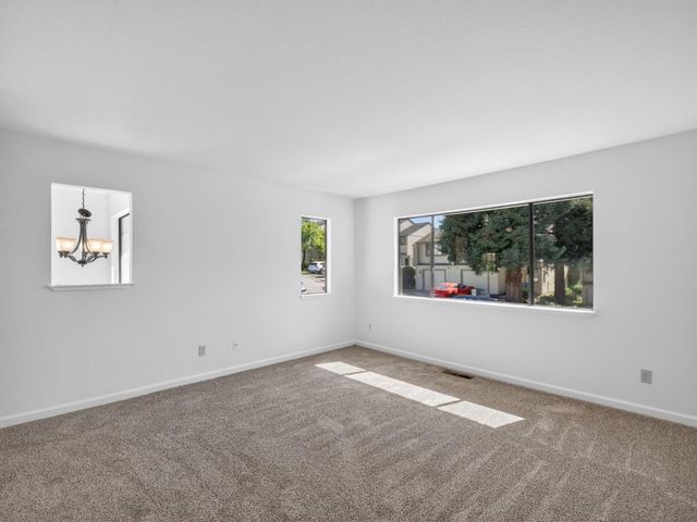 176 Terry Loop, Watsonville, CA 95076