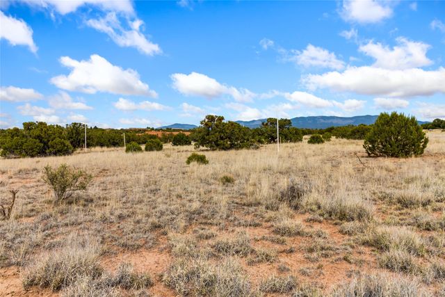 146 Wildhorse, Santa Fe, NM 87506