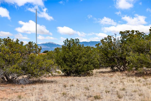 146 Wildhorse, Santa Fe, NM 87506