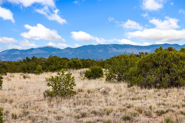 146 Wildhorse, Santa Fe, NM 87506