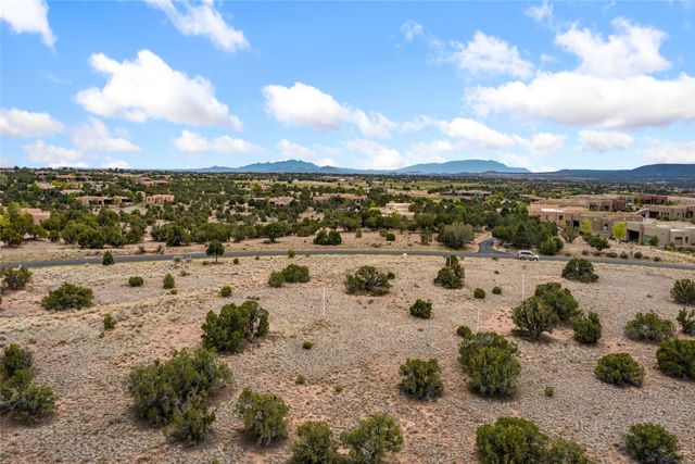 146 Wildhorse, Santa Fe, NM 87506