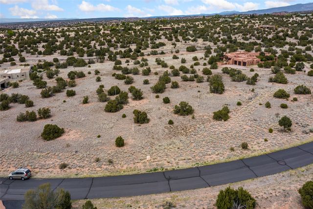 146 Wildhorse, Santa Fe, NM 87506
