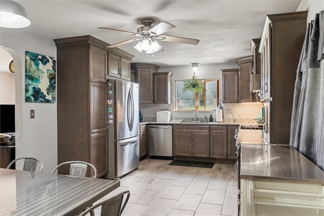 143 State Route 356, Washington Twp, PA 15613