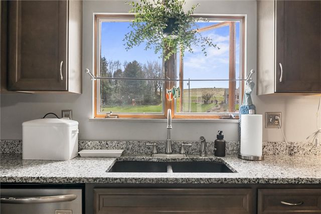 143 State Route 356, Washington Twp, PA 15613