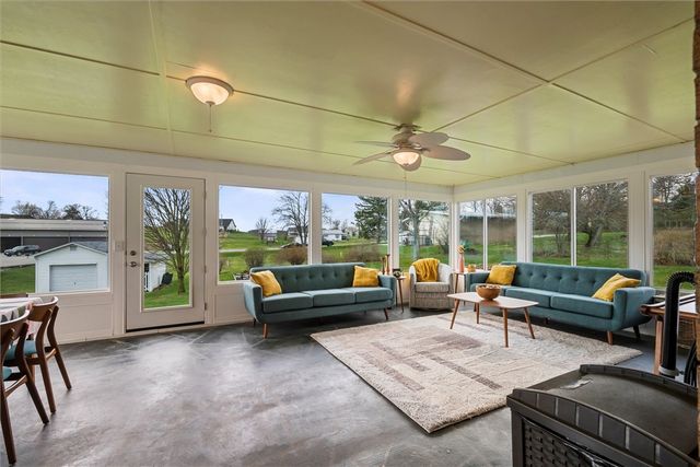 143 State Route 356, Washington Twp, PA 15613