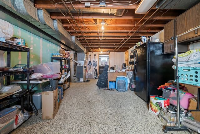 143 State Route 356, Washington Twp, PA 15613