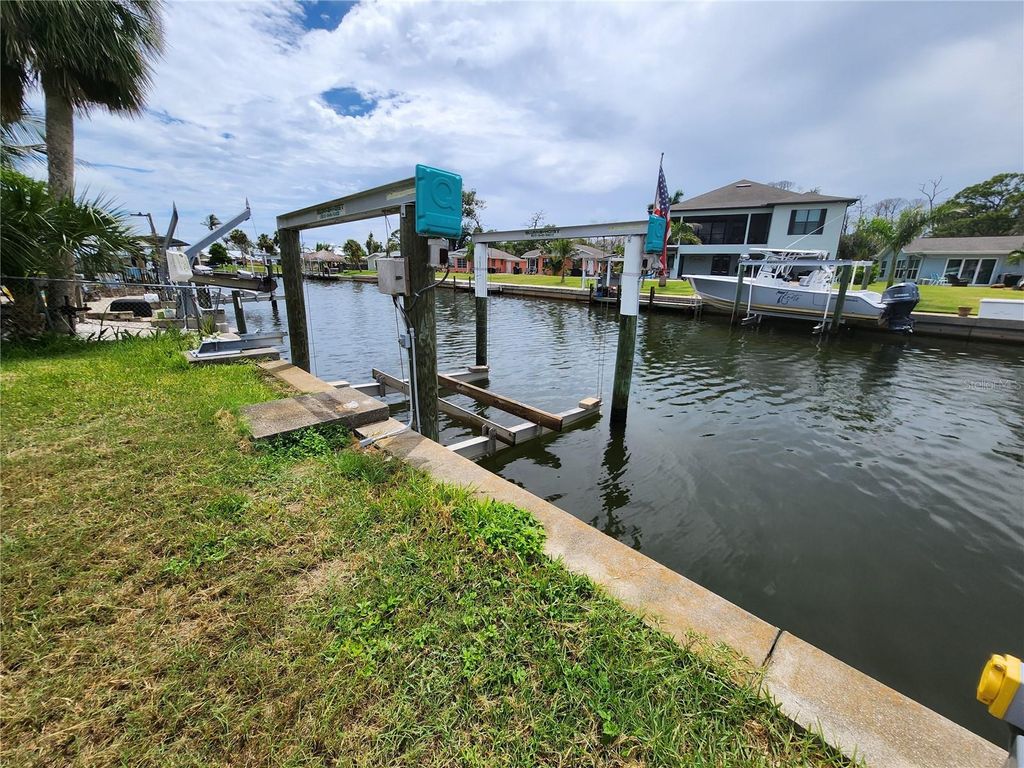 1820 WINSTAN AVENUE, Englewood, FL 34223