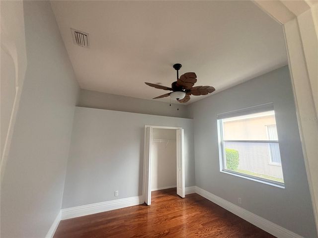 7207 39TH LANE E, Sarasota, FL 34243