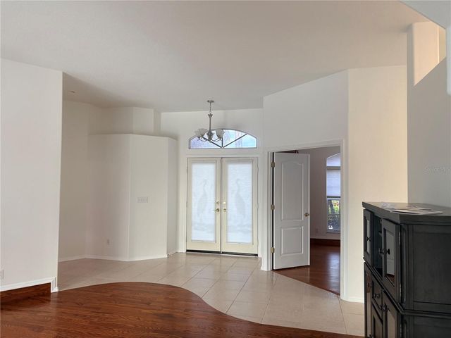 7207 39TH LANE E, Sarasota, FL 34243