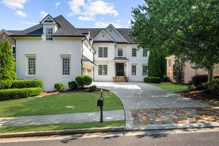 745 Glengate Place, Atlanta, GA 30328