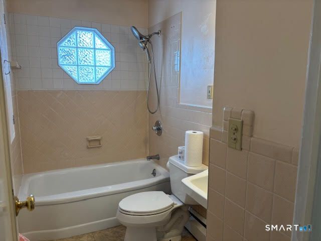 68 South Street, West Haven, CT 06516