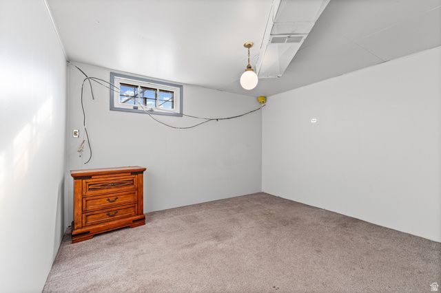 2924 S BUCCANEER DR, Magna, UT 84044