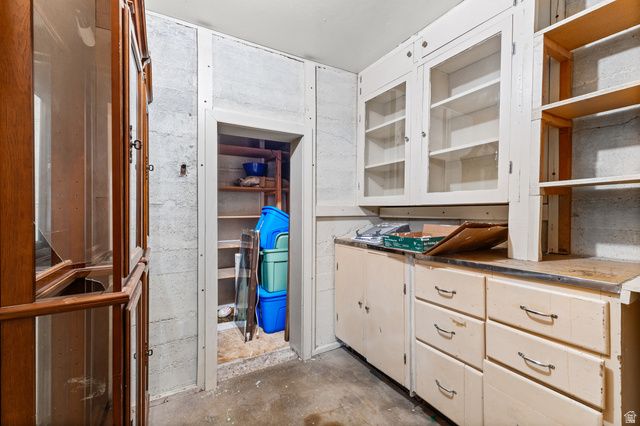 2924 S BUCCANEER DR, Magna, UT 84044