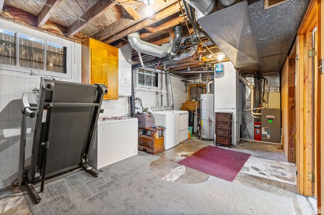 2924 S BUCCANEER DR, Magna, UT 84044