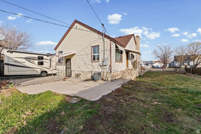 2924 S BUCCANEER DR, Magna, UT 84044