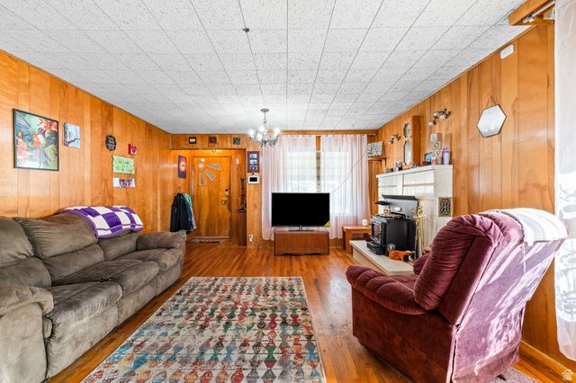 2924 S BUCCANEER DR, Magna, UT 84044