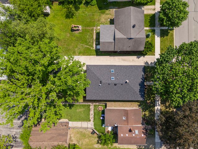 648 S Main Street, Naperville, IL 60540