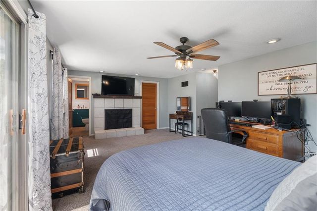 10719 Cypress Avenue, Kansas City, MO 64137