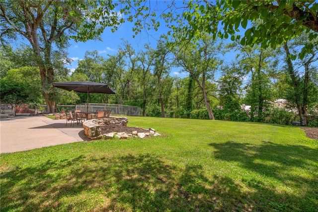 10719 Cypress Avenue, Kansas City, MO 64137
