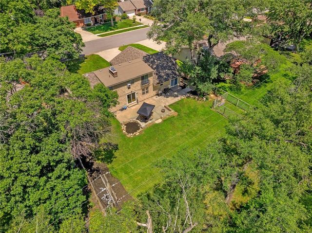 10719 Cypress Avenue, Kansas City, MO 64137