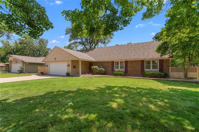 10719 Cypress Avenue, Kansas City, MO 64137