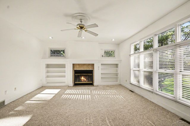 10 Cobblestone Place, Saginaw, MI 48603