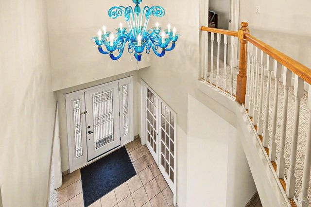 10 Cobblestone Place, Saginaw, MI 48603
