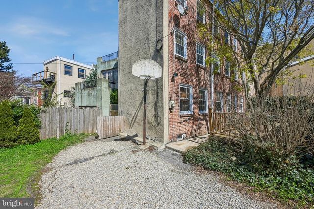 335-337R POPLAR ST, Philadelphia, PA 19123
