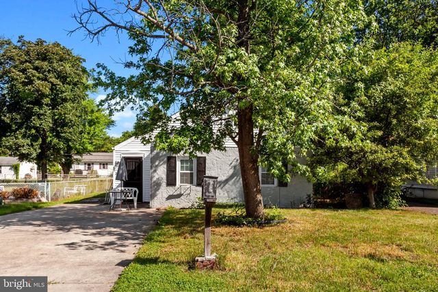 609 WINDER, Bristol, PA 19007