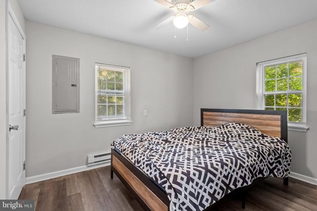 609 WINDER, Bristol, PA 19007