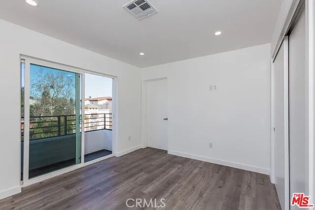 10916 Hesby Street, North Hollywood, CA 91601