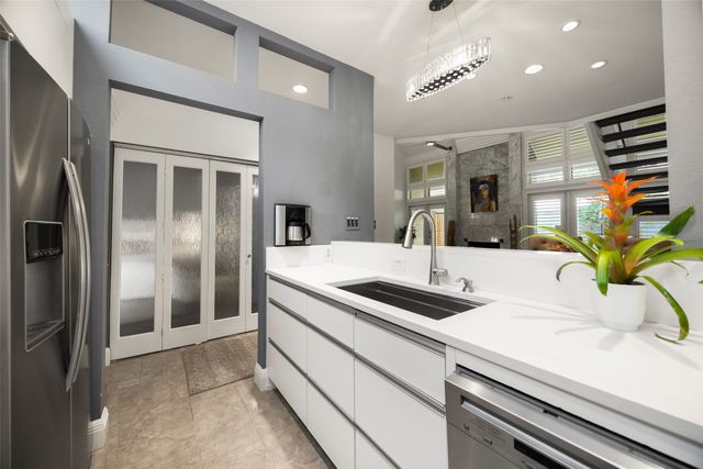 4114 Wycliff Avenue 6, Dallas, TX 75219