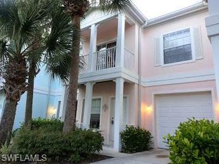 3281 Lindsey LN # 55, Naples, FL 34109