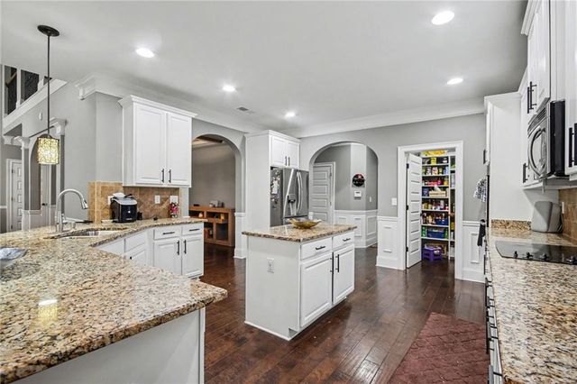 5908 Cliftondale Drive, Atlanta, GA 30349