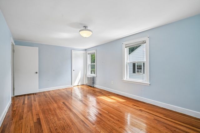 19 Walworth Street, Worcester, MA 01602