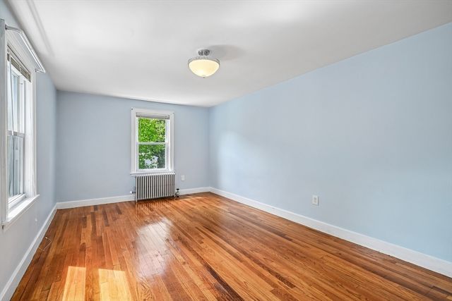 19 Walworth Street, Worcester, MA 01602