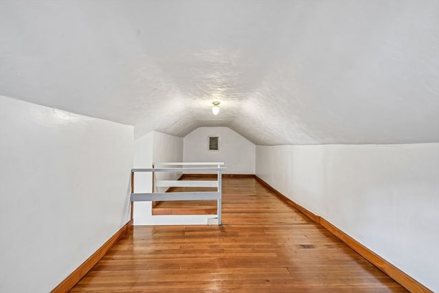19 Walworth Street, Worcester, MA 01602
