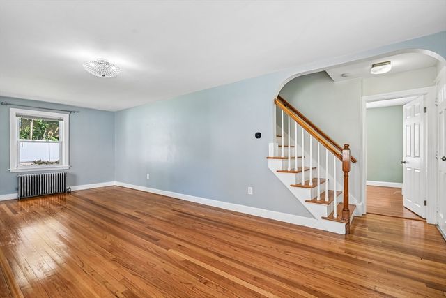 19 Walworth Street, Worcester, MA 01602