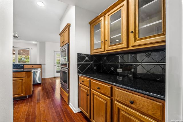 2 Tressard, San Antonio, TX 78248