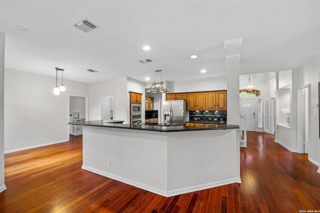 2 Tressard, San Antonio, TX 78248
