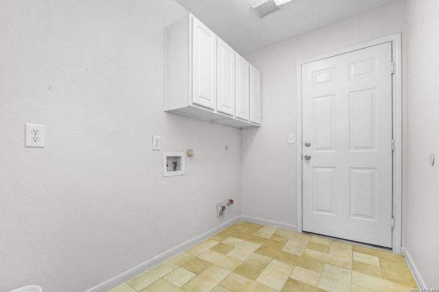 2 Tressard, San Antonio, TX 78248