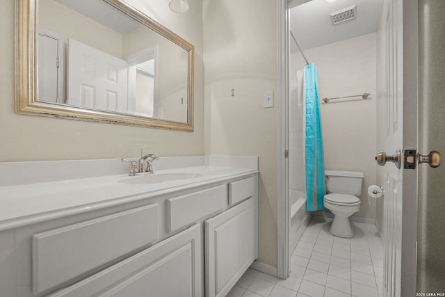 2 Tressard, San Antonio, TX 78248