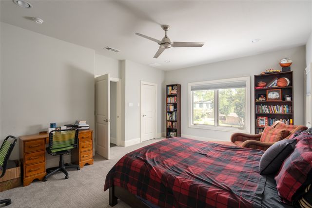 5517 Charlestown Drive, Dallas, TX 75230