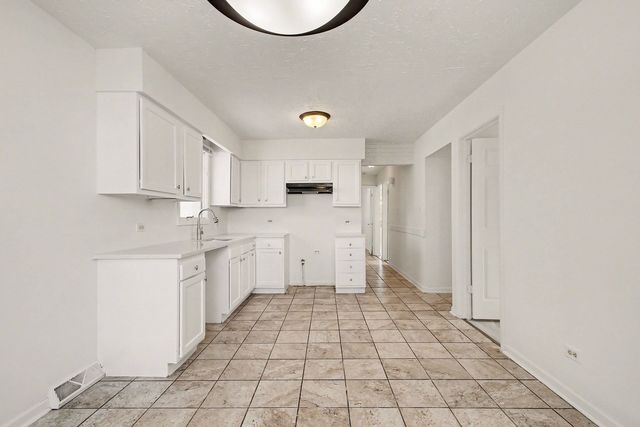 2938 173rd Place, Lansing, IL 60438