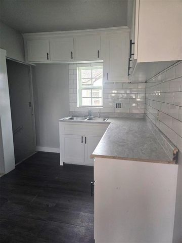700 W Elm Street, Altus, OK 73521