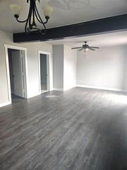 700 W Elm Street, Altus, OK 73521
