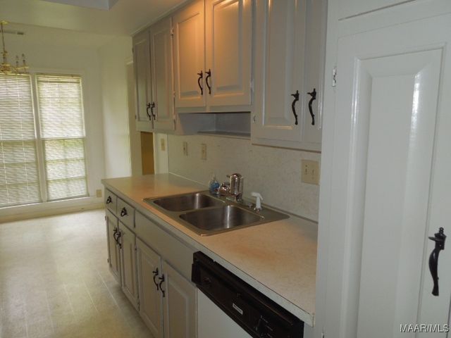 2169 EDINBURGH Drive, Montgomery, AL 36116