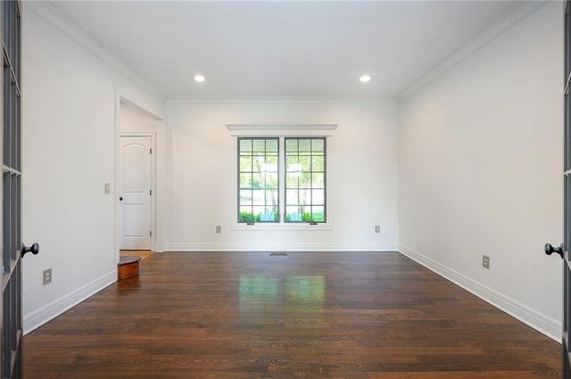 15225 Perry Street, Overland Park, KS 66221