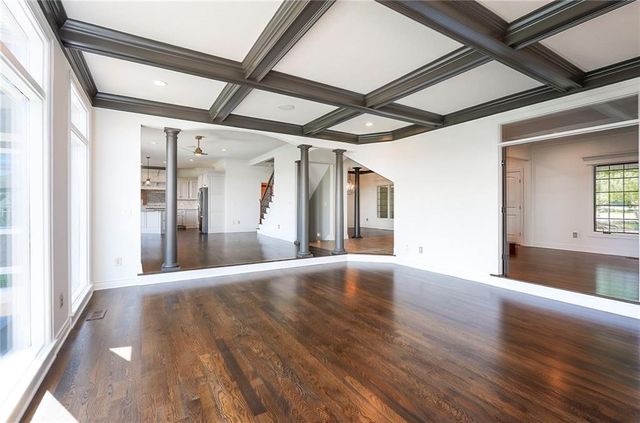 15225 Perry Street, Overland Park, KS 66221